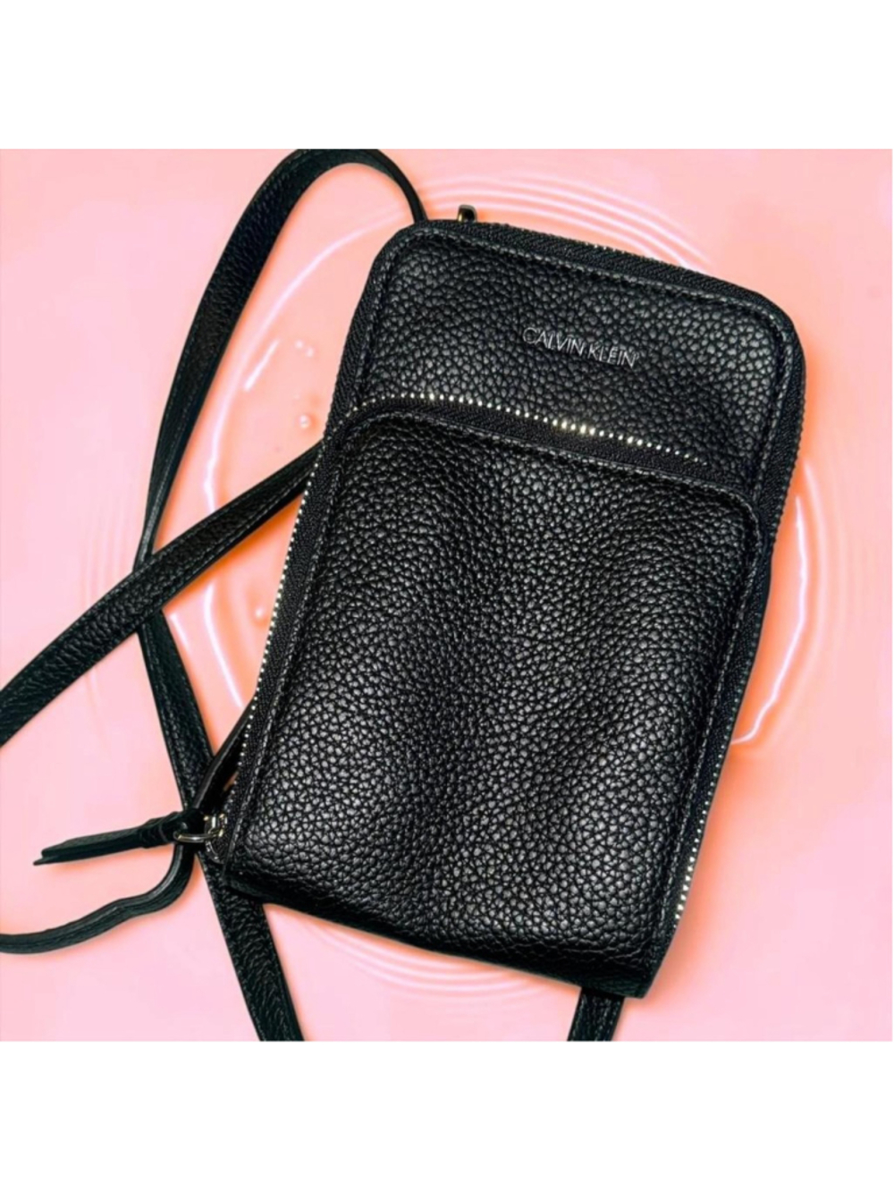 Calvin Klein Black Saffiano Pebble Leather Phone Crossbody Bag
Super chic and f
